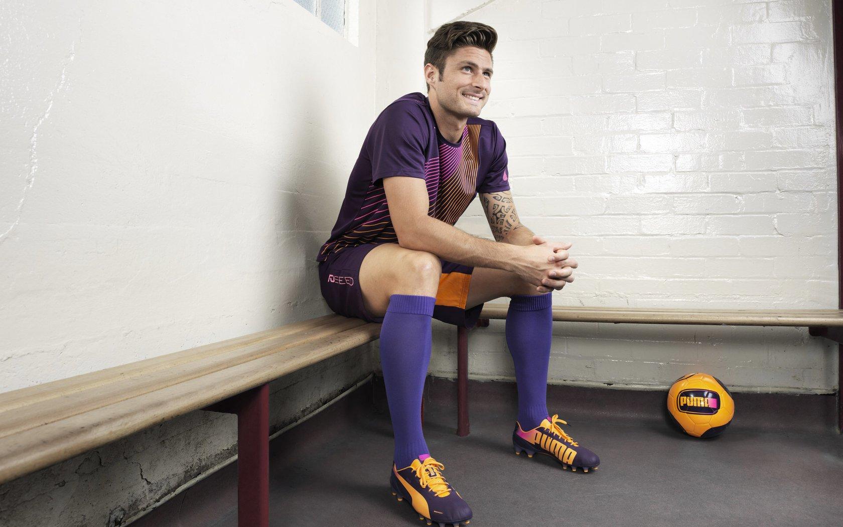 伯尔尼突提价码，阿泰卡梅转会米兰生变数，球员坚称红黑军团是唯一选择